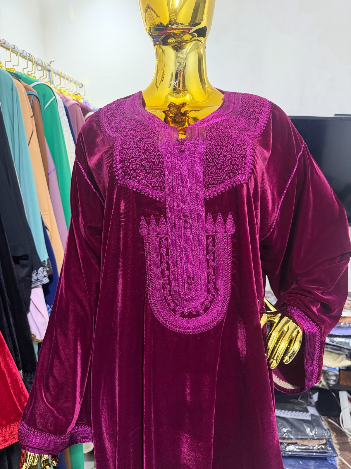 Stunning Silk Velvet Moroccan Kaftan – Embroidered Party Dress – Premium Quality