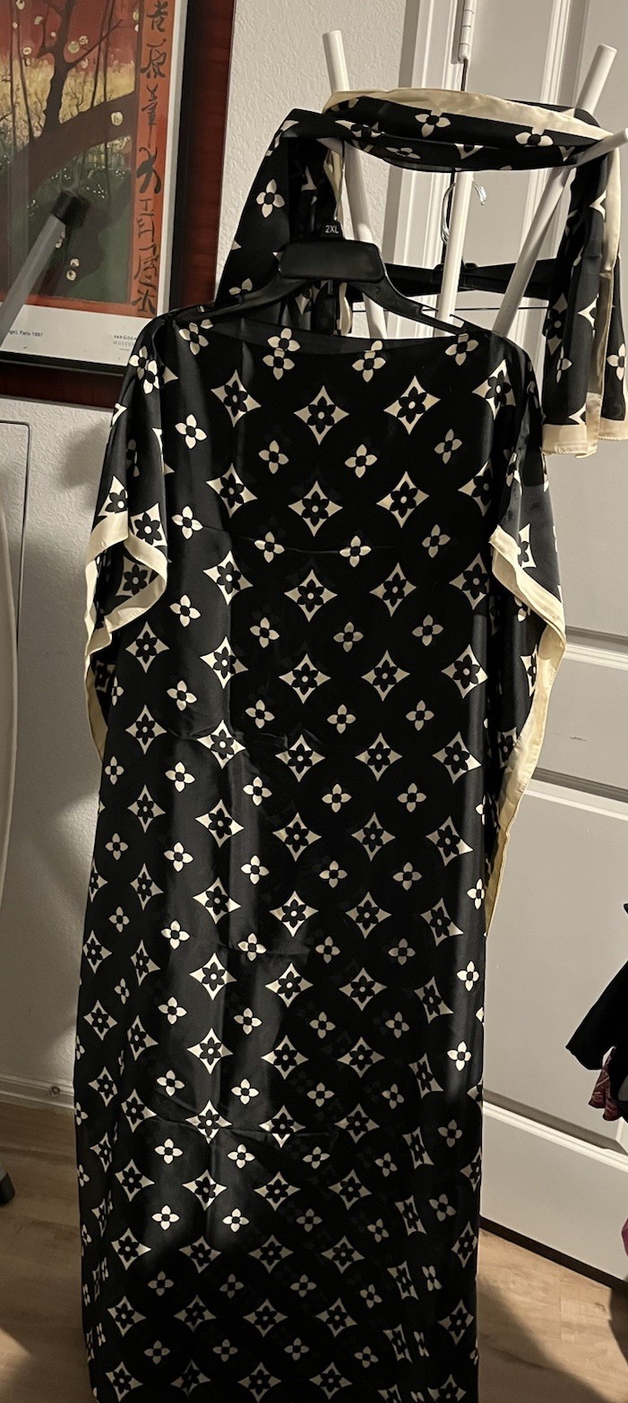 Caftan Dress One Size with Symbol Colors One Size Fits Most Mumu W Scarf Silky