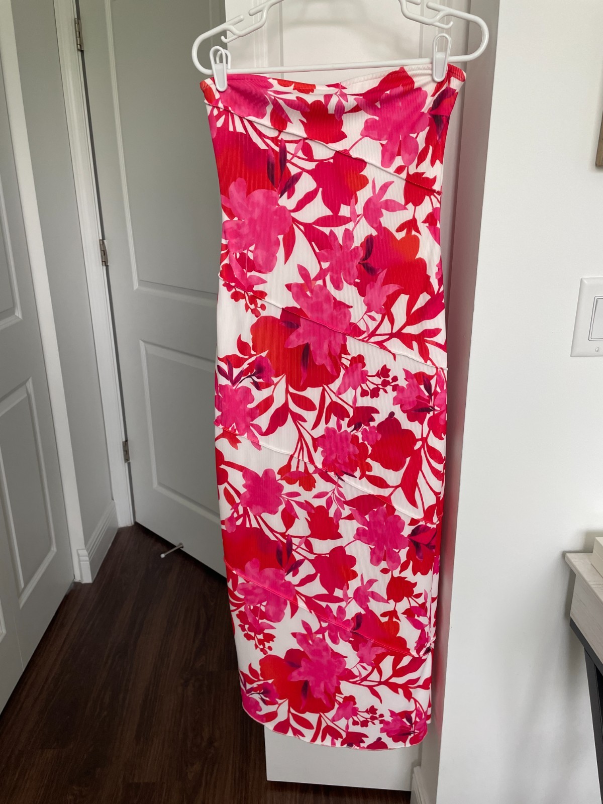 PrettyGarden Women’s Strapless Fitted Maxi Dress Size Medium