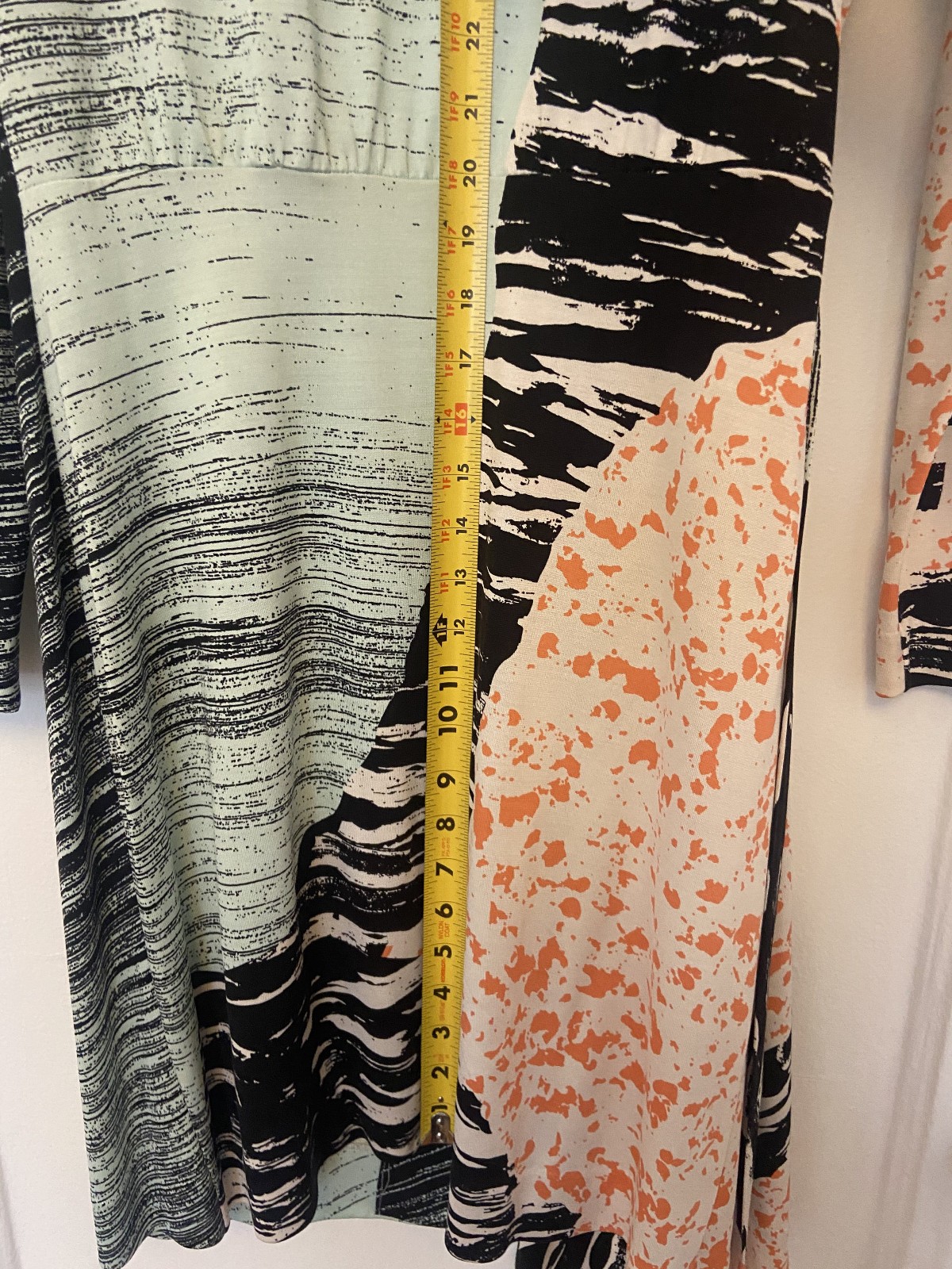 Diane von Furstenberg DVF Valencia 100% Silk Jersey Wrap Dress Rockscape Size 6