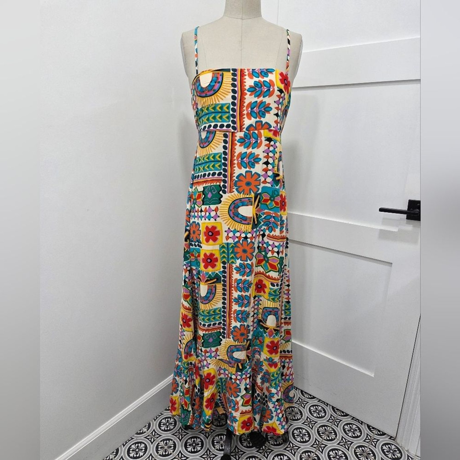 Paper Heart Anthropologie Aztec Sunrise Maxi Adjustable Straps Dress Size M