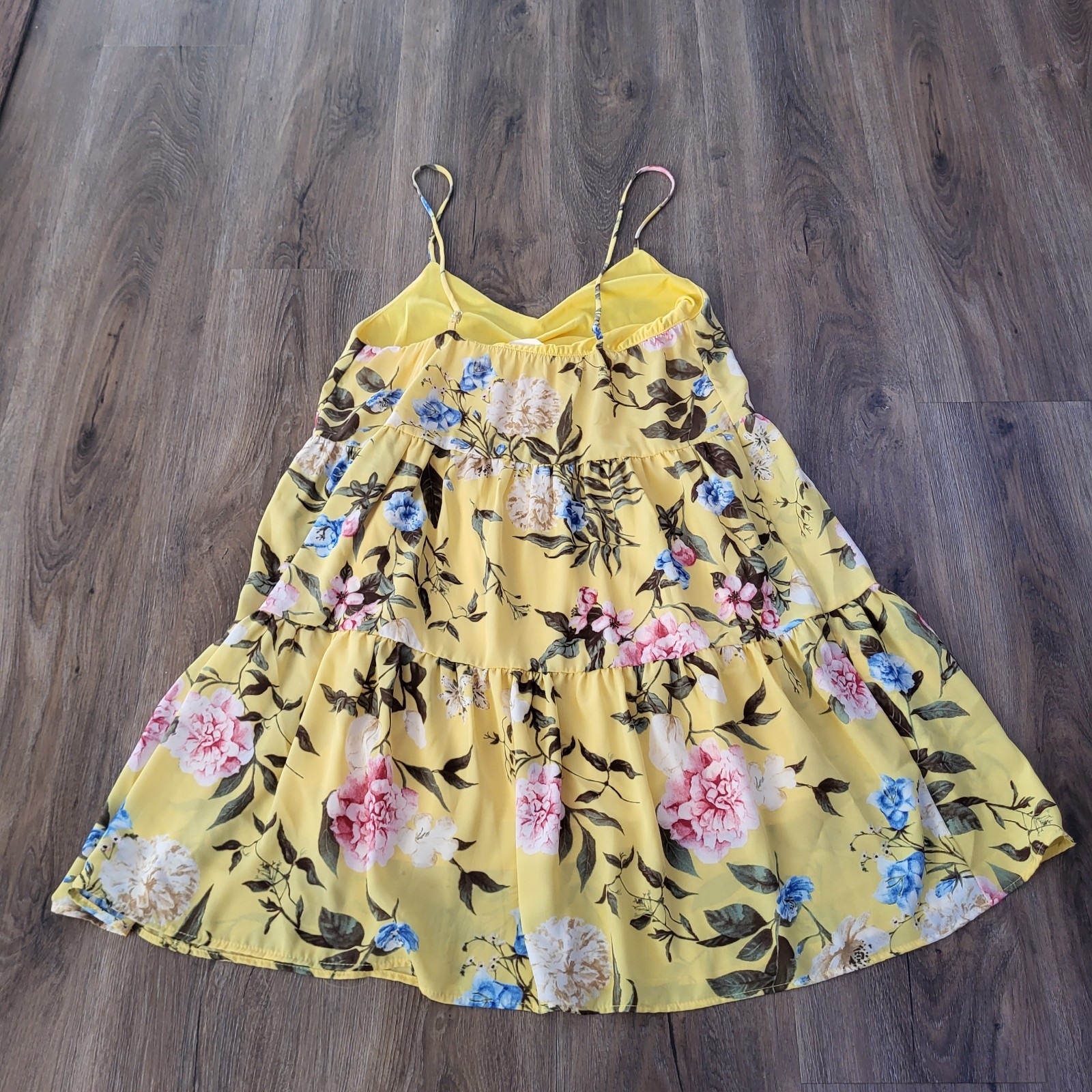 Everly Yellow Floral Tank Ruffle Layer Dress Medium Tiered Flutter Babydoll