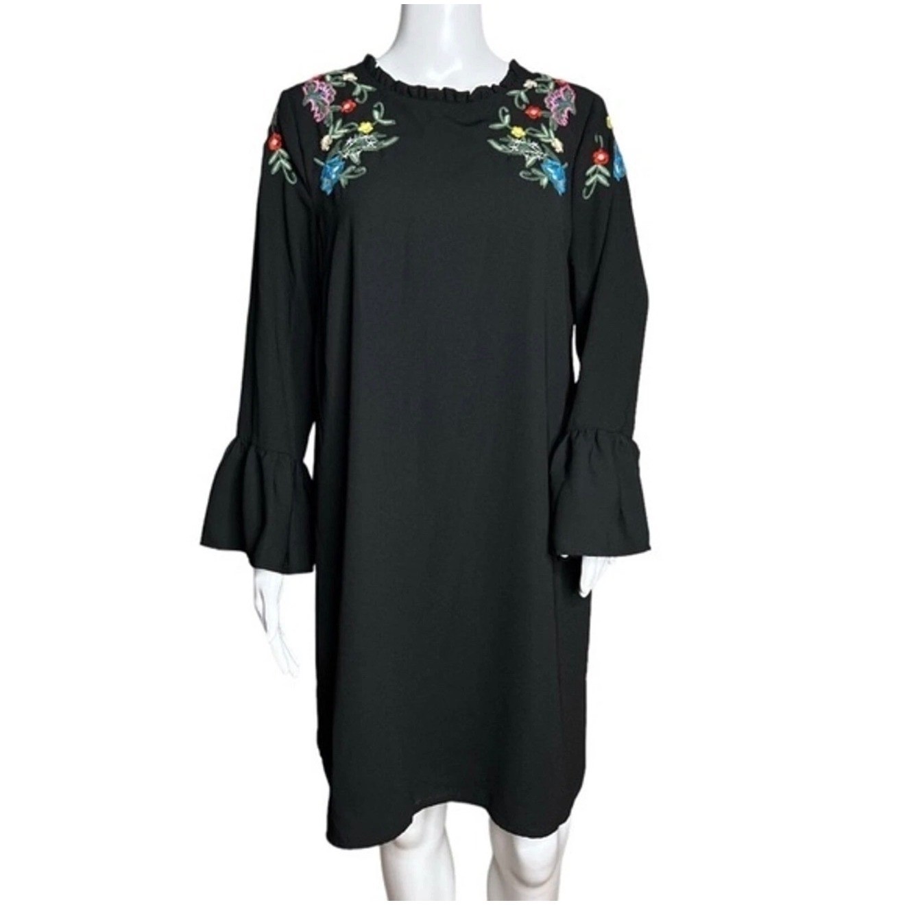 Allison New York Dress M Black Embroidered Floral Boho Bell Sleeve Ruffle Neck