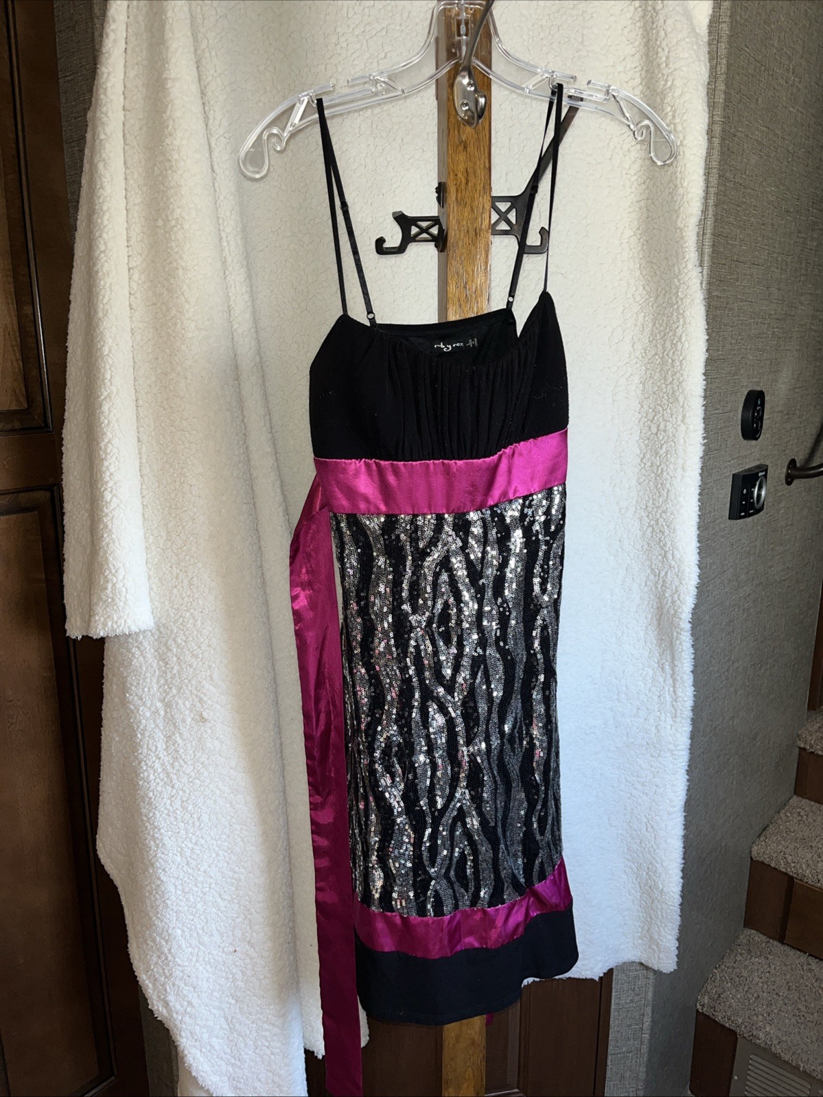 RUBY ROX Size Large Women Size 5 Black/White/Pink ZEBRA DRESS