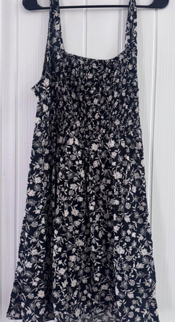 Old Navy Women’s XXL Black/White Floral Sleeveless Dress
