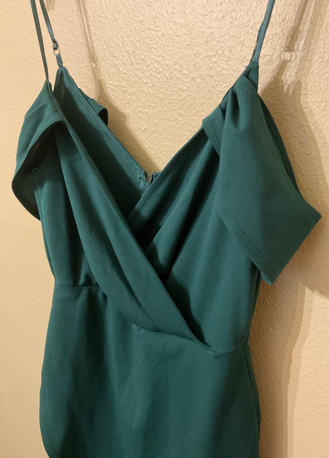 Lulus “Love So Sweet” Hunter Green Off Shoulder Pleated Bodycon Mini Dress S NWT