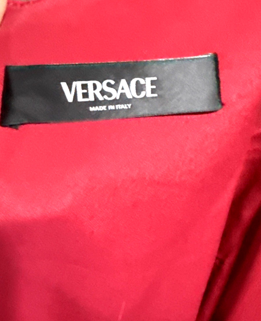 Versace 2024 Gold Medusa Logo Cady Red Sheath Midi Cocktail Dress US 2 4 / IT 40