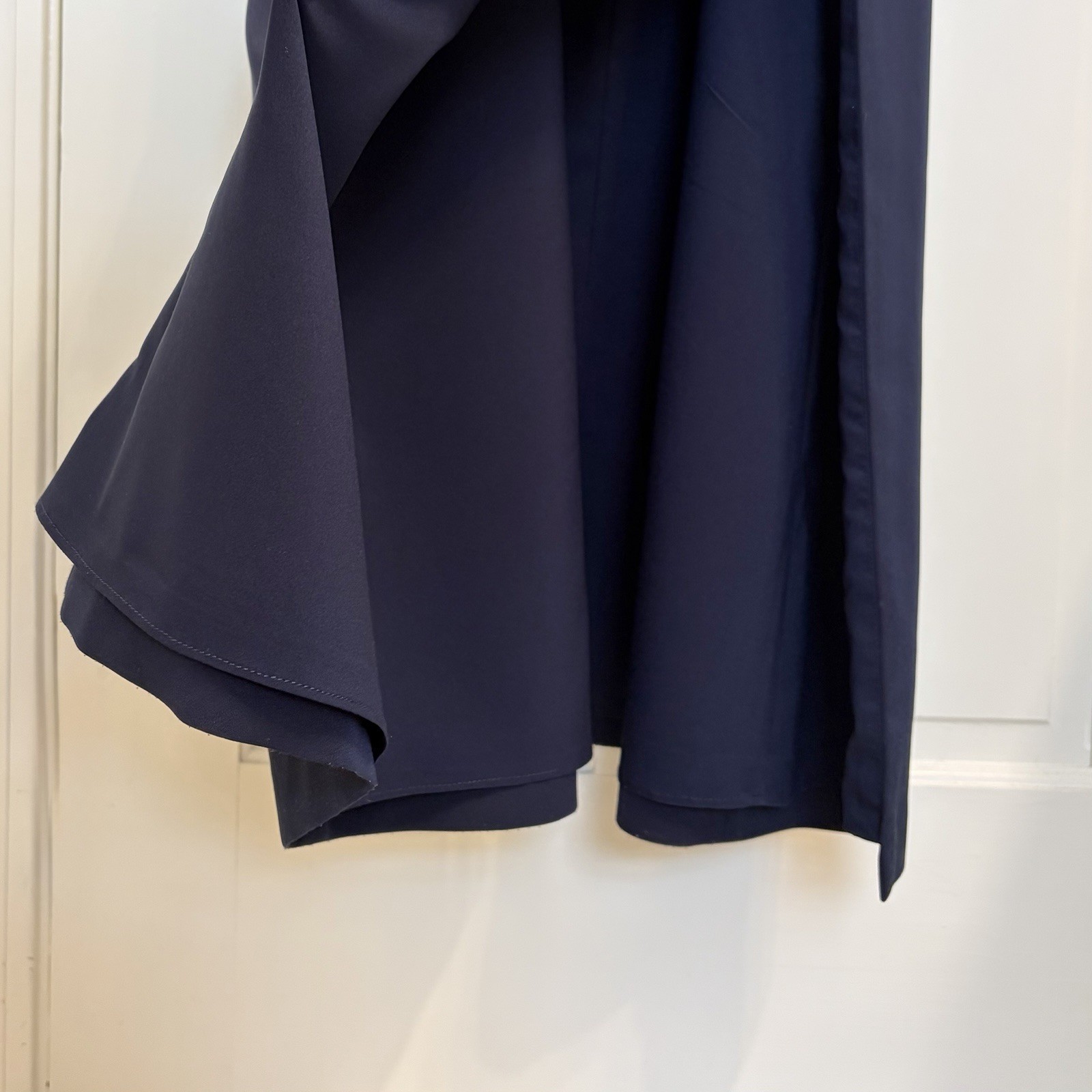 Eliza J Ruffle Front Gown Navy Blue Sleeveless Evening Dress Size 4 – Hemmed
