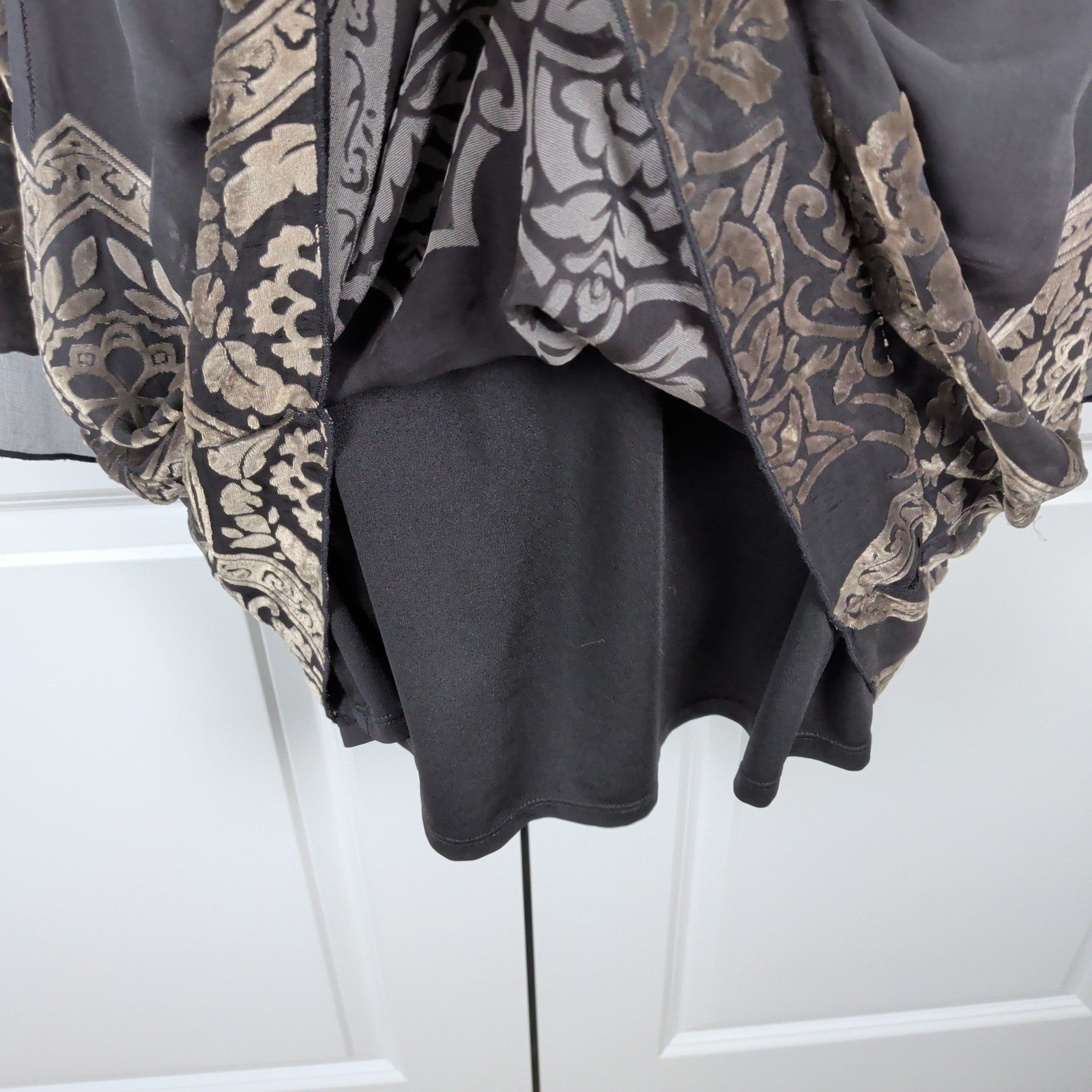 Silk Blend Velvet Burnout Damask Sequin V-Neck Tunic Top Black Large Hale Bob