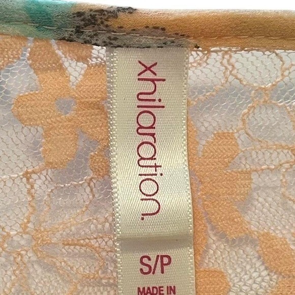 Exhilaration Sun dress Small peach/green w/lace cutouts/back open flannel