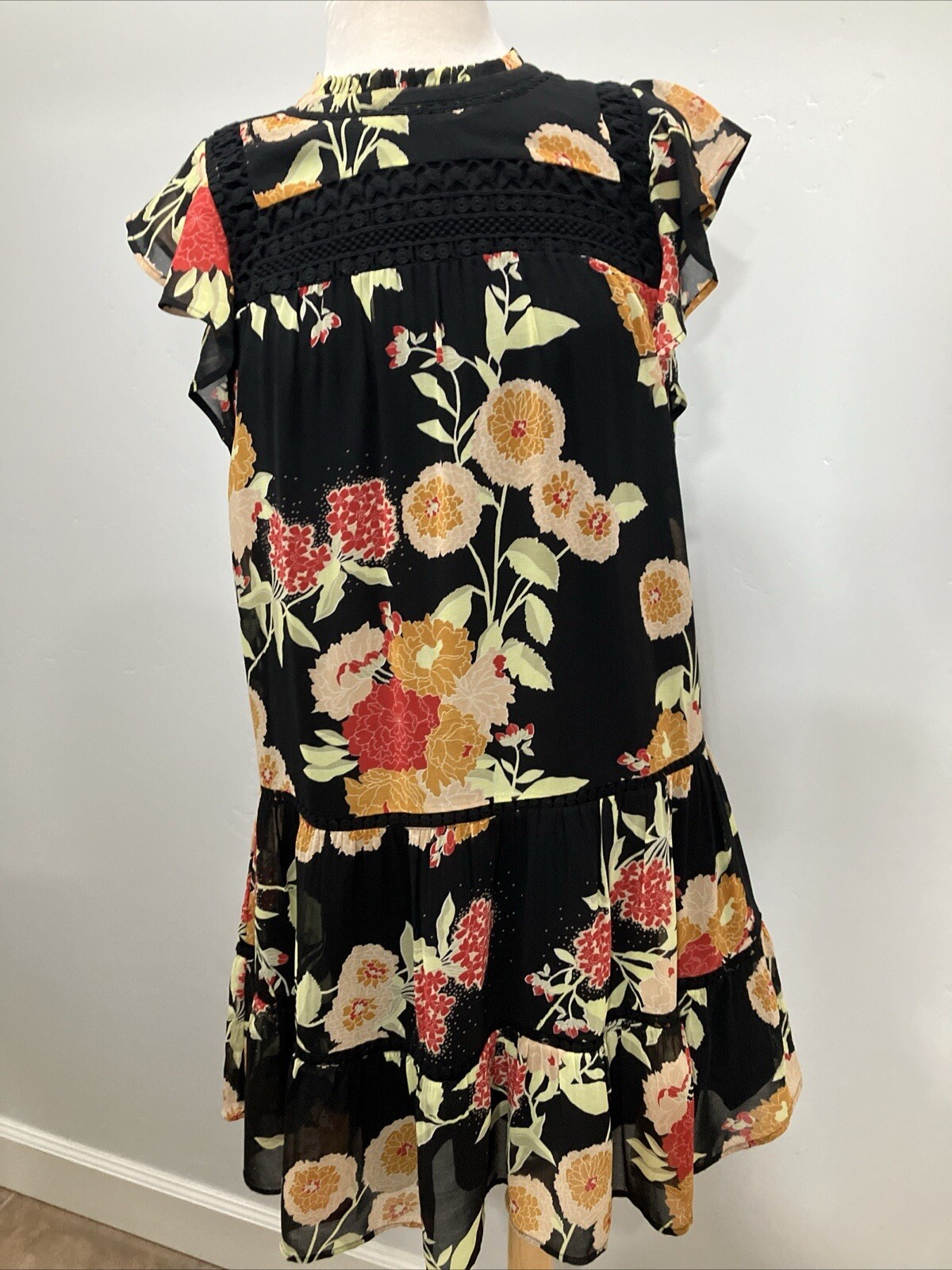 Danielrainn Black & Multicolored Floral Mini Dress, Size 8
