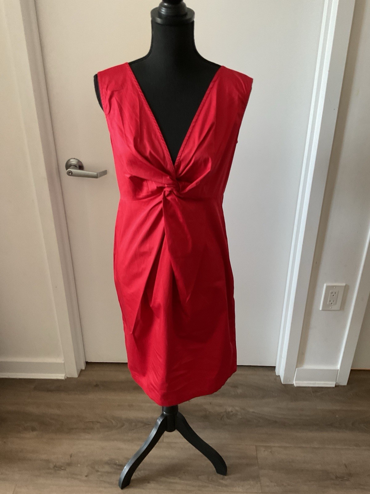 Love Moschino Red Front Twist V- Neck Sleeveless Cocktail Dress IT 42 US 6
