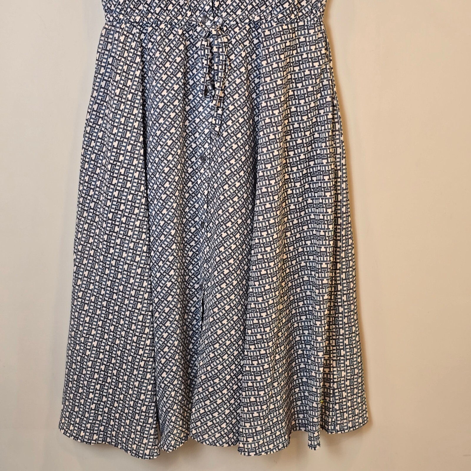 Tommy Hilfiger Dress Monogram Chiffon Midi NWT Womens XS Short Sleeve Blue