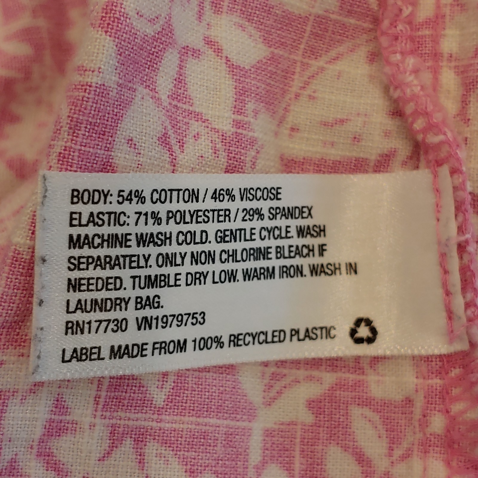 Women’s Universal Thread Smocked Mini Dress Pink Size M EUC 2022 Model