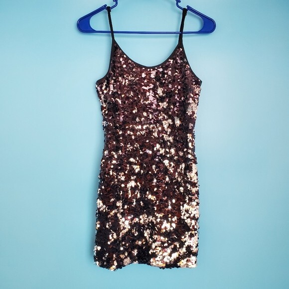 Love Culture Dress Women’s Size Small Sequin Shift Mini Spaghetti Strap