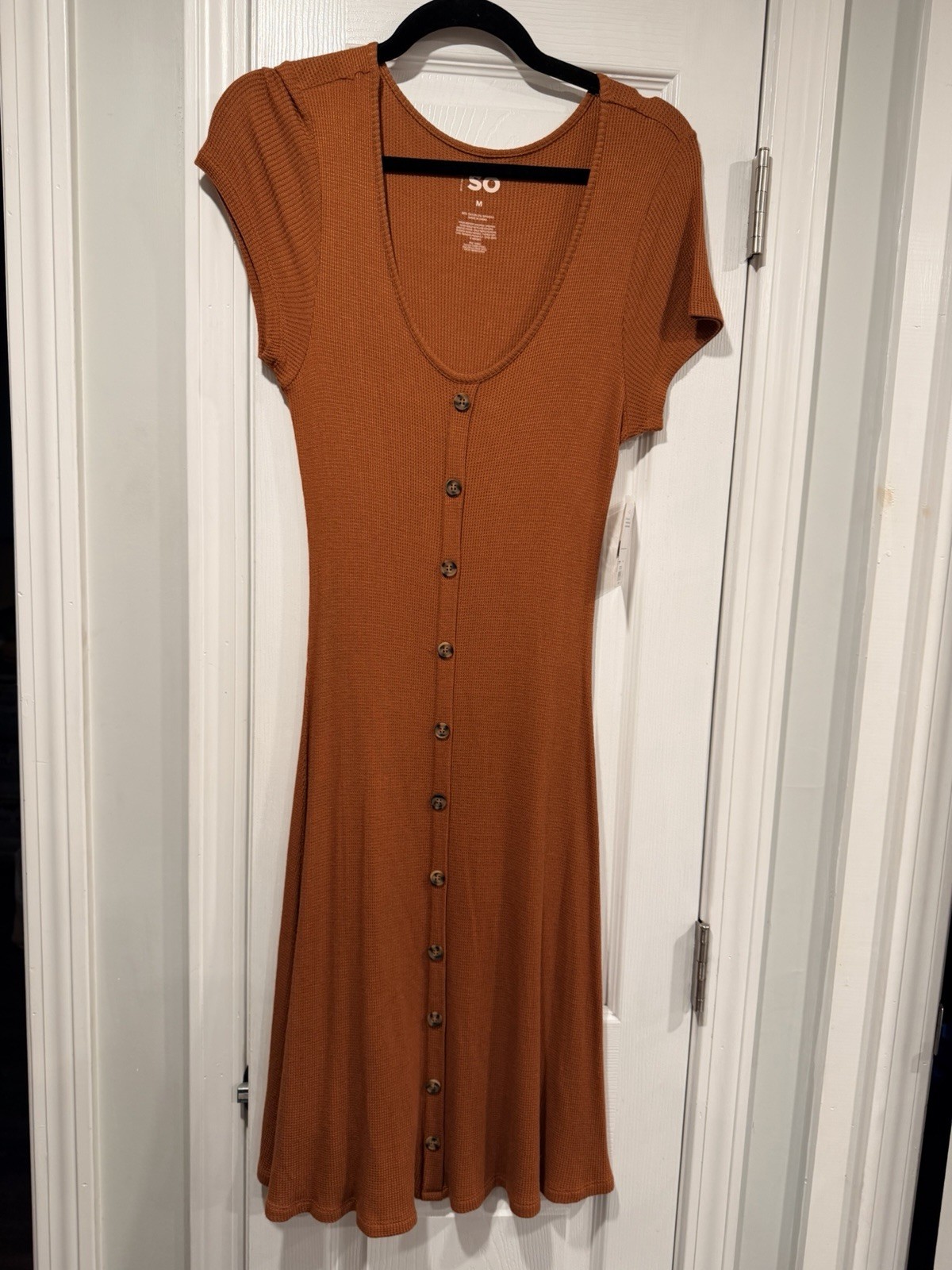 SO Rust Orange Waffle Knit Button Front Midi Dress Women’s Medium Stretch Casual