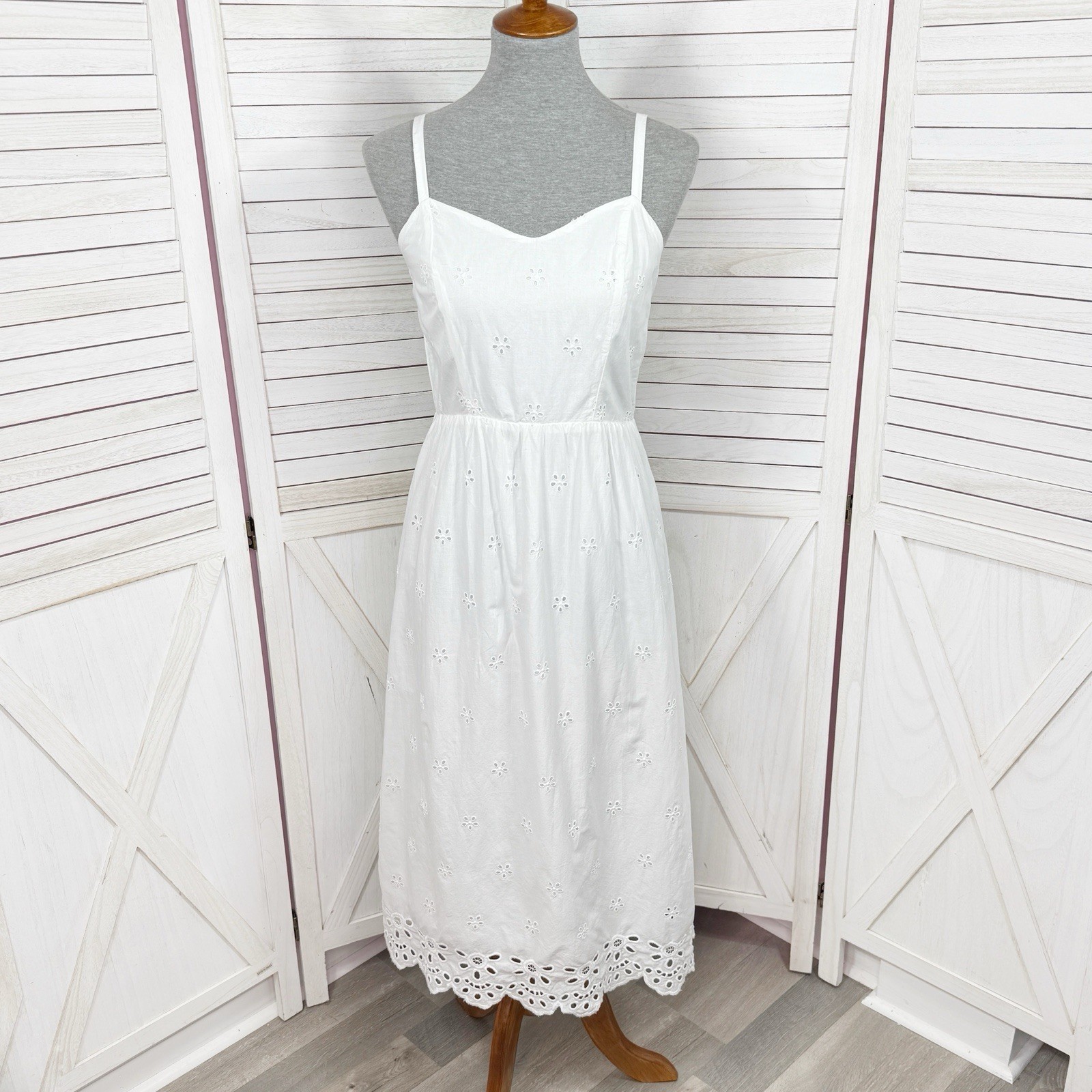 Old Navy Dress Small White Eyelet Fit Flare Midi Sundress Cottagecore Cotton