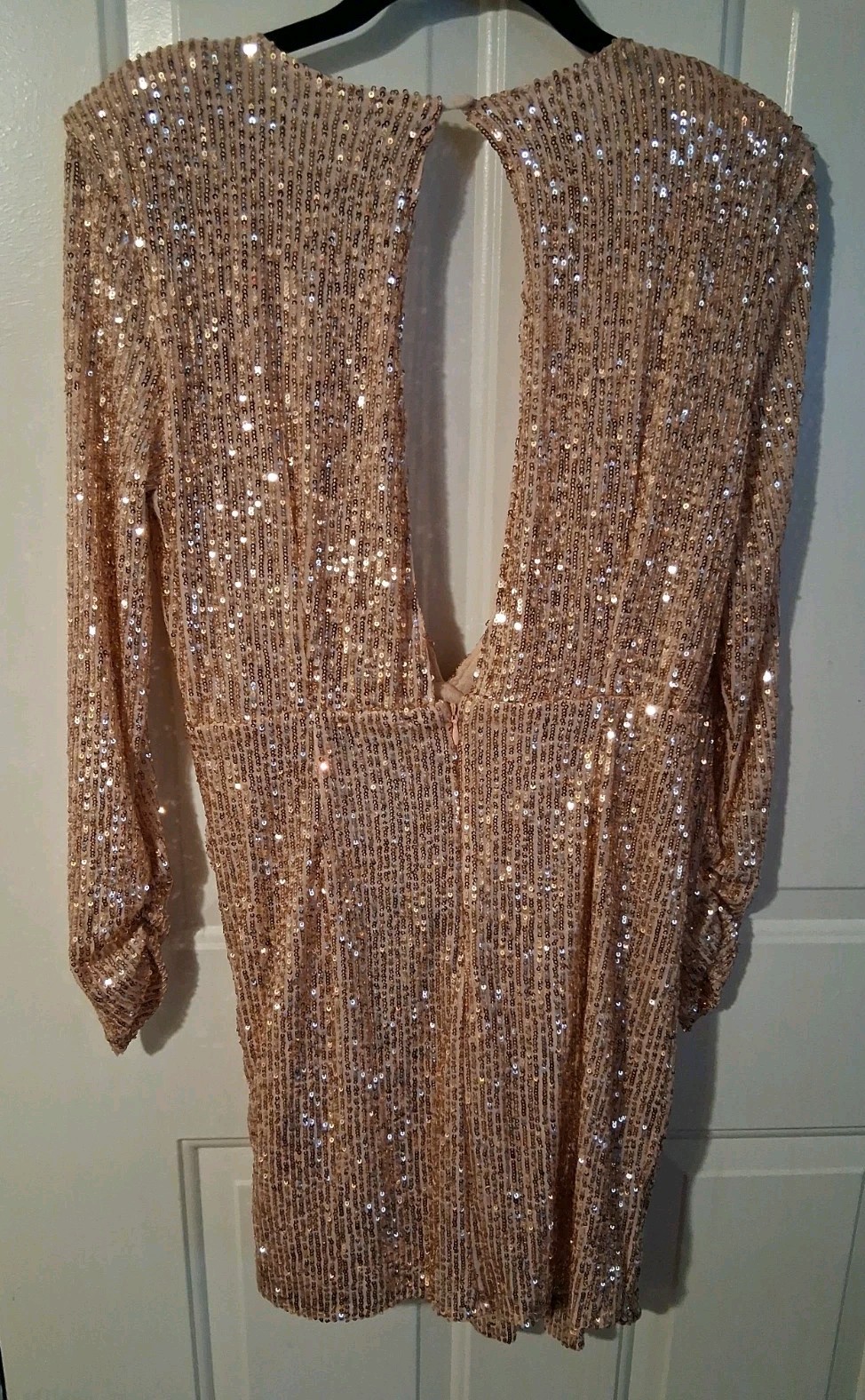 NWT!!! EMPRADA Rose Gold Sequin Mini Dress Deep V Open Back Long Sleeve Party M