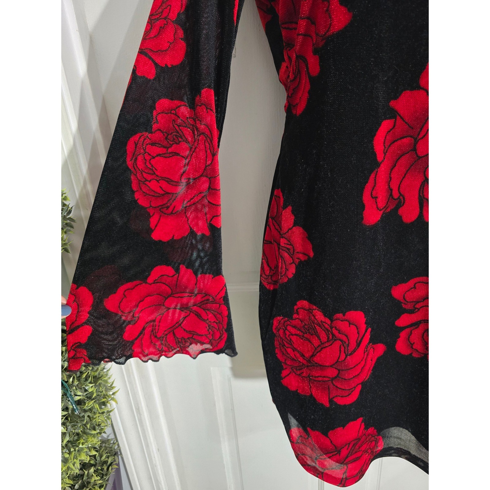 Thirty Thirty LA Red Rose Velvet Mesh Bell Sleeve Mini Dress Black M 7DDED260