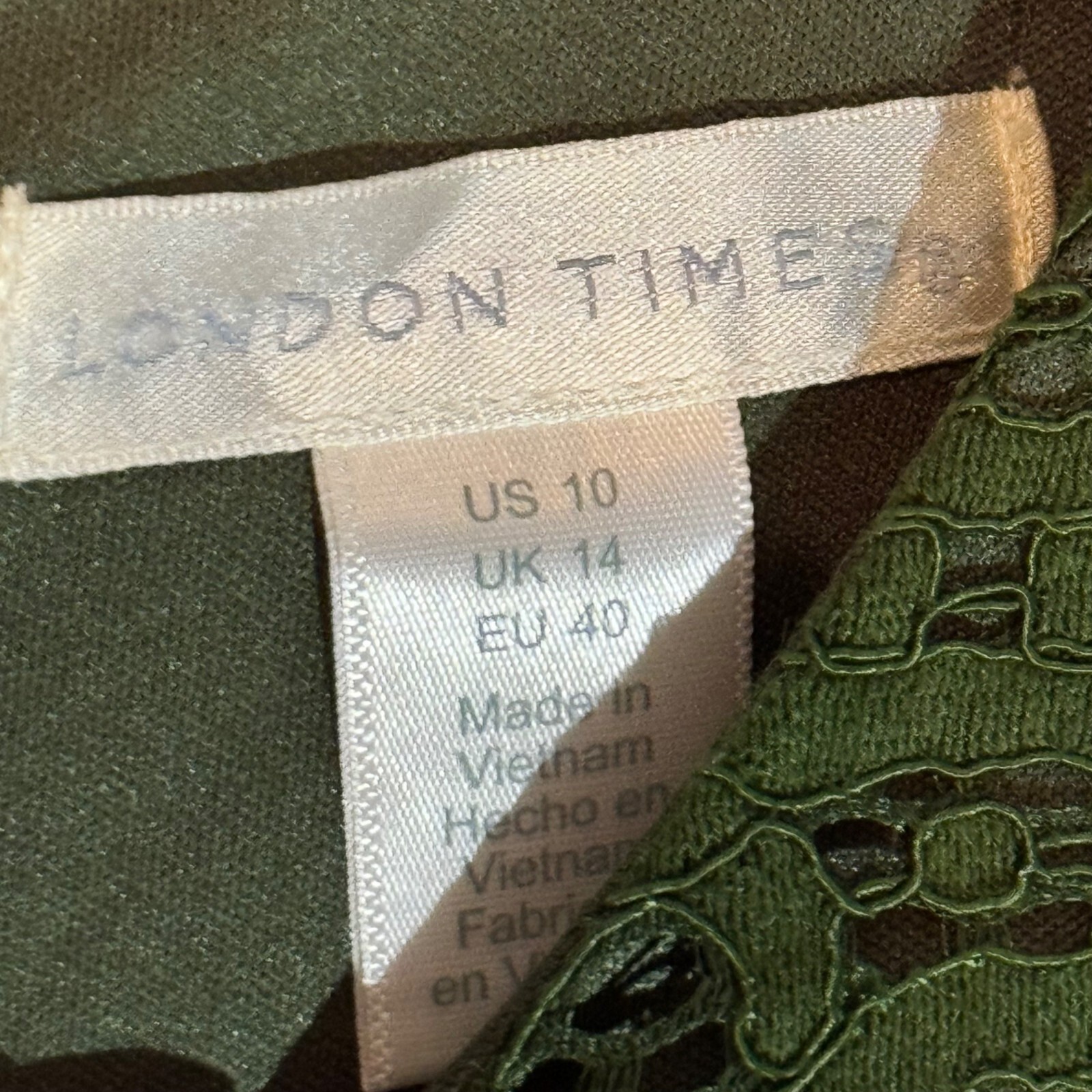 London Times Size 10 Green Lace Bell Sleeve Dress Cotton & Nylon Blend