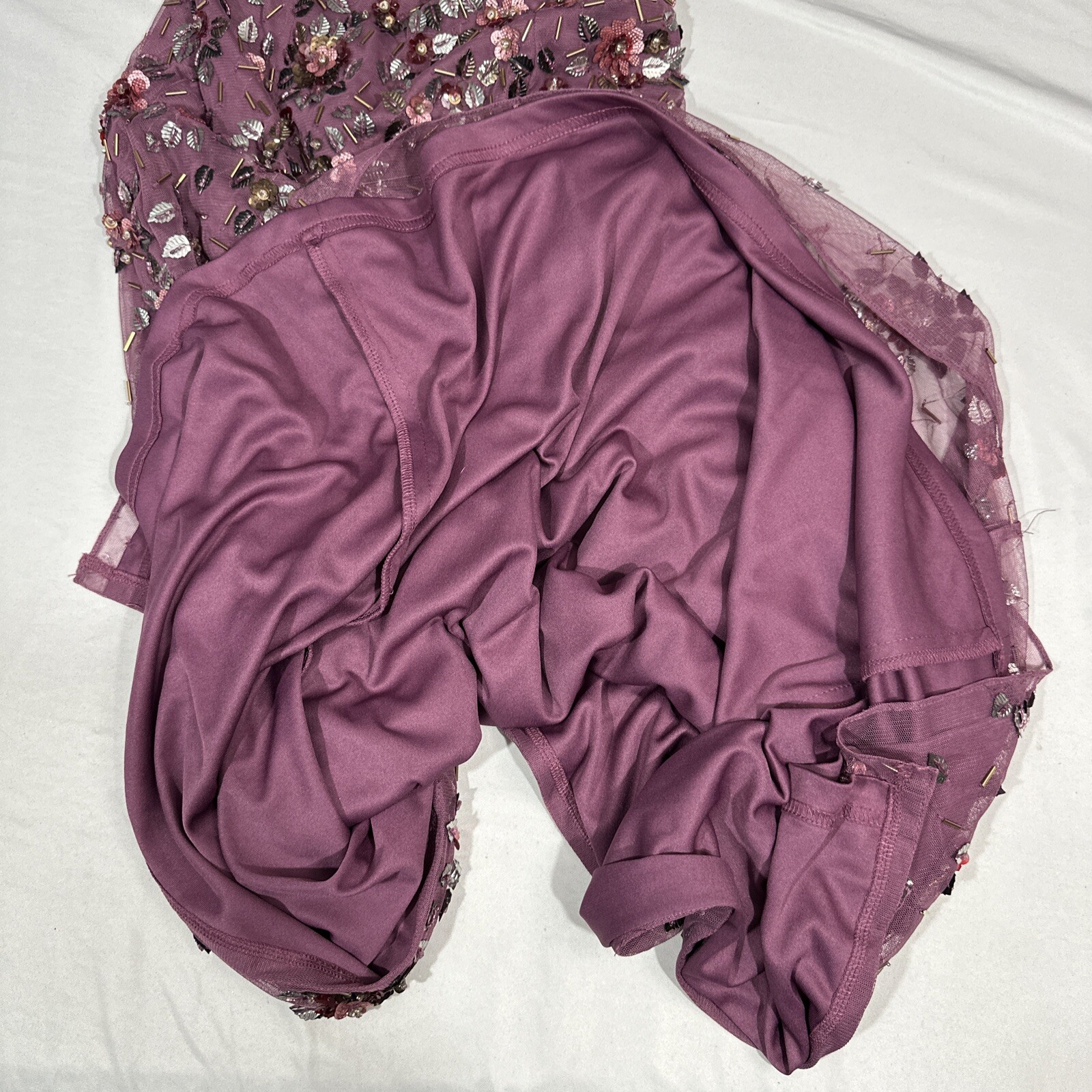 NWT Mac Duggal [ 6 ] 5477 Floral Embellished Scoop Neck Gown in Raspberry G1840
