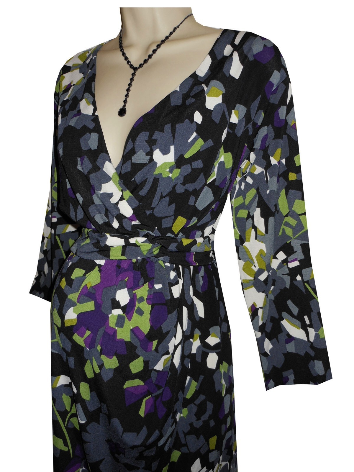 Size Medium ABSTRACT PRINT MATERNITY DRESS Baby Shower Liz Lange All-Season