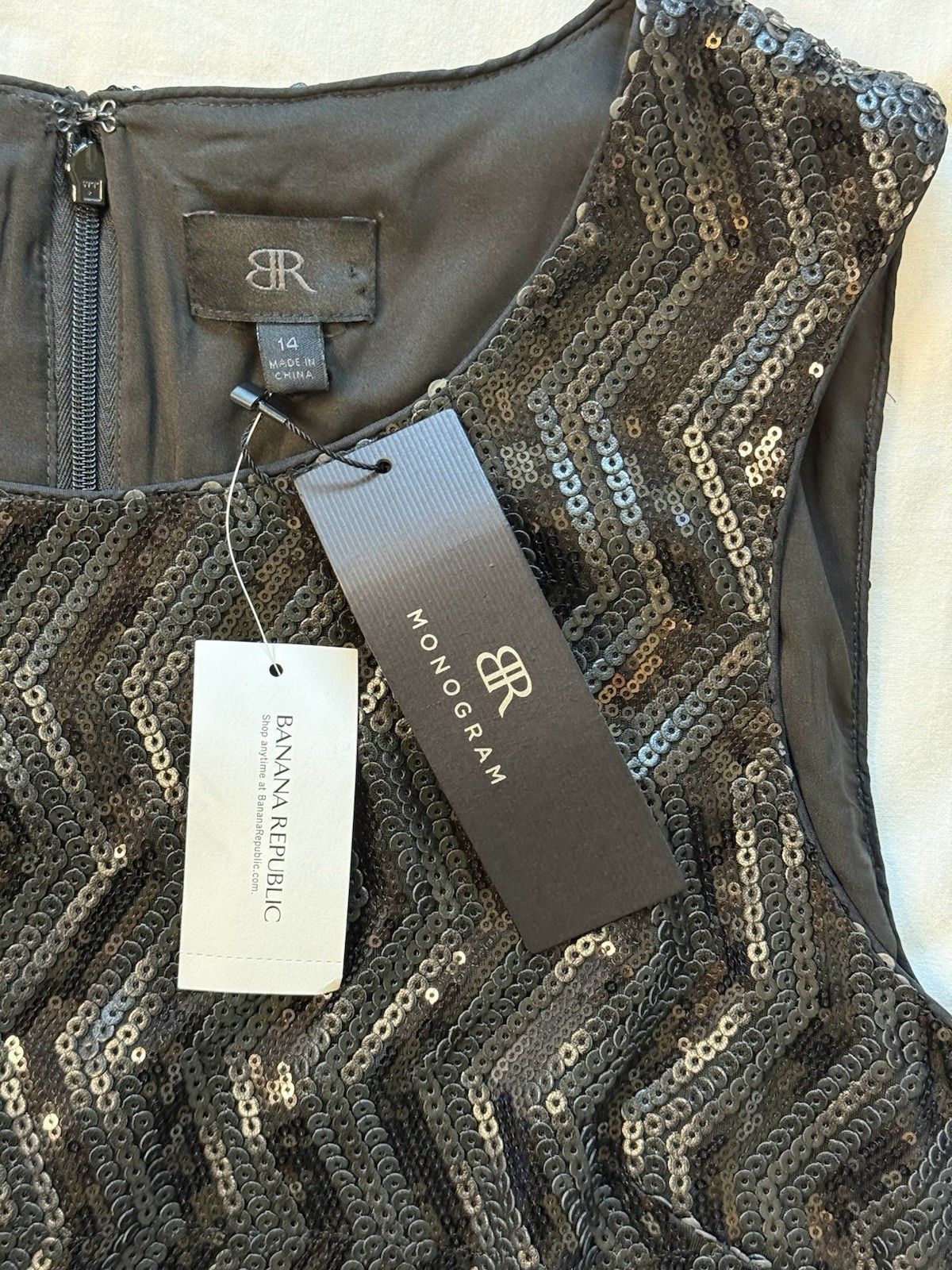 Banana Republic Monogram Chevron Sequin Sheath Dress Size 14 NWT Sleeveless