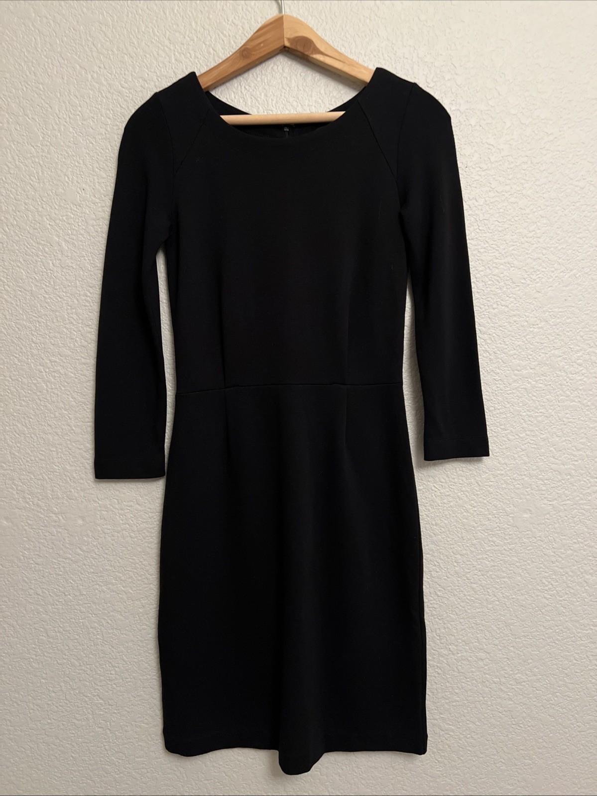 GAP Black Dress Sheath Shift Minimalist Quiet Luxury Stretch Academia Ponte Knit