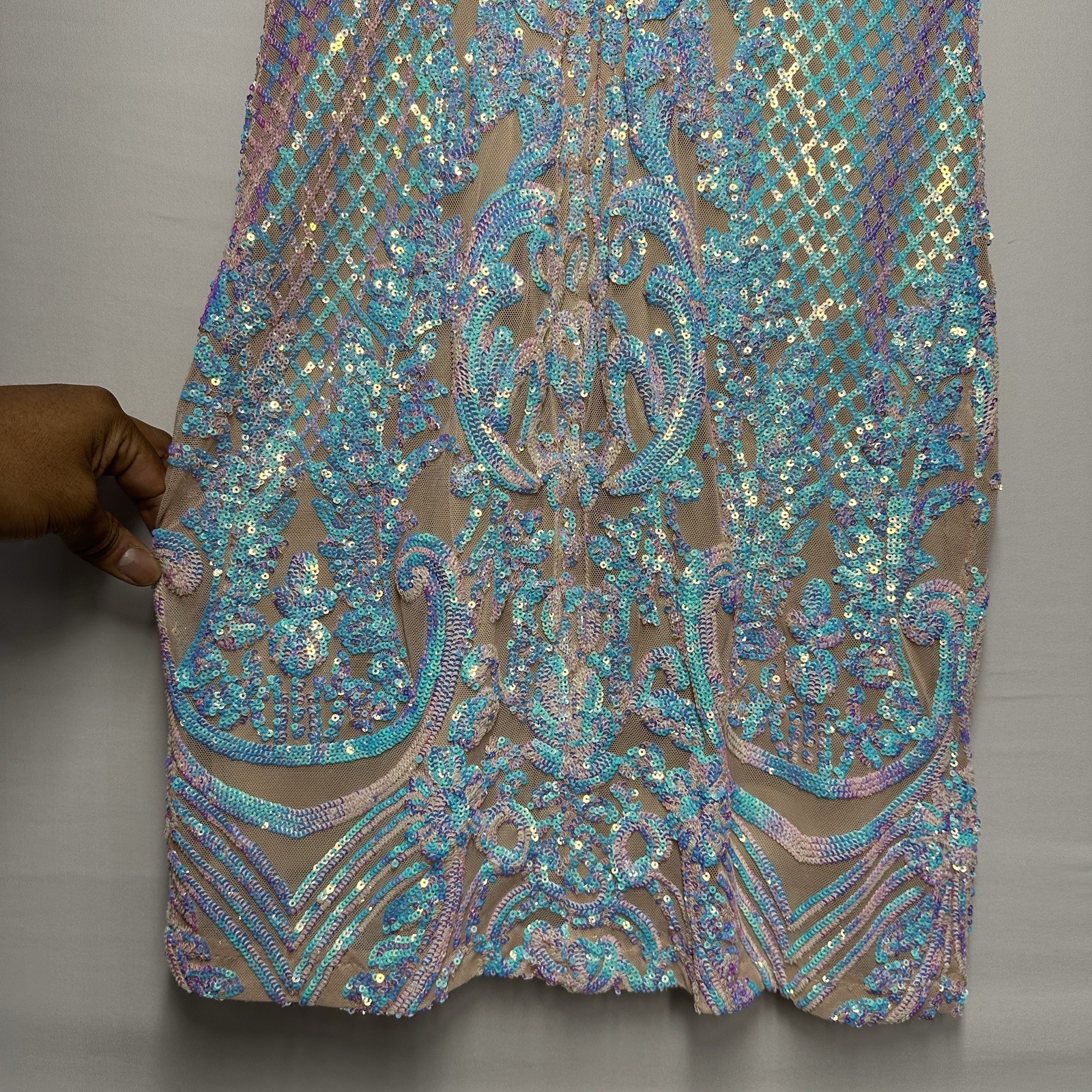Pear Culture iridescent sequin mini dress Junior Formal Elegant Size 9 Pink
