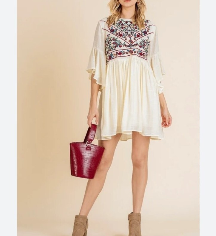 Umgee Boho Floral Embroidered Ruffle Sleeve Ivory Mini Dress Size Small