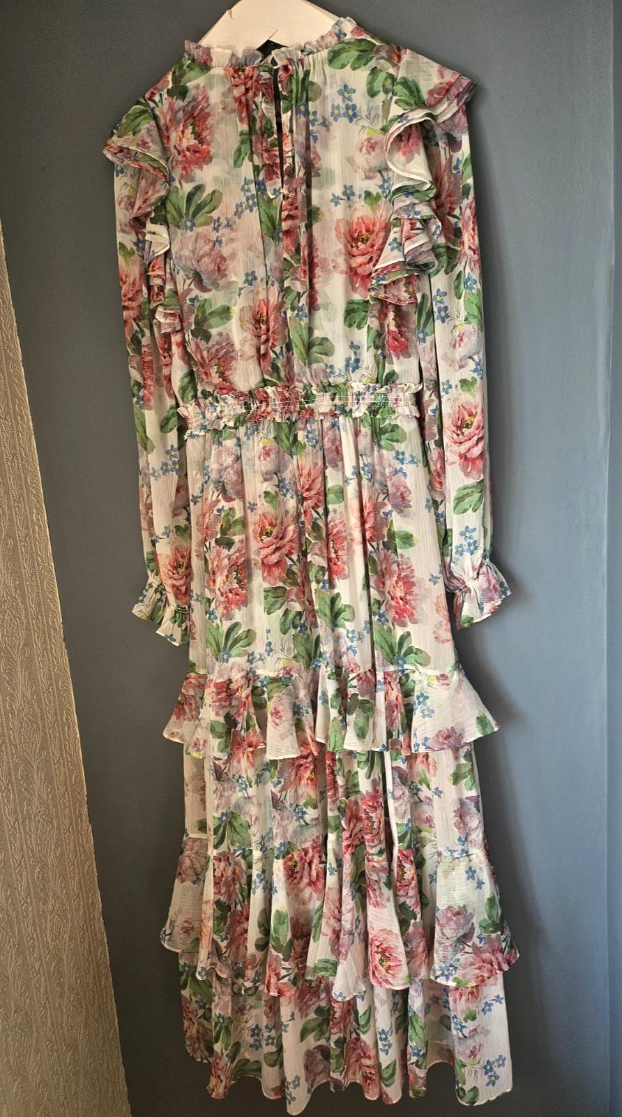 Needle & Thread Ideal Wedding Summer dress.Size UK 14 Floral design.length 145cm