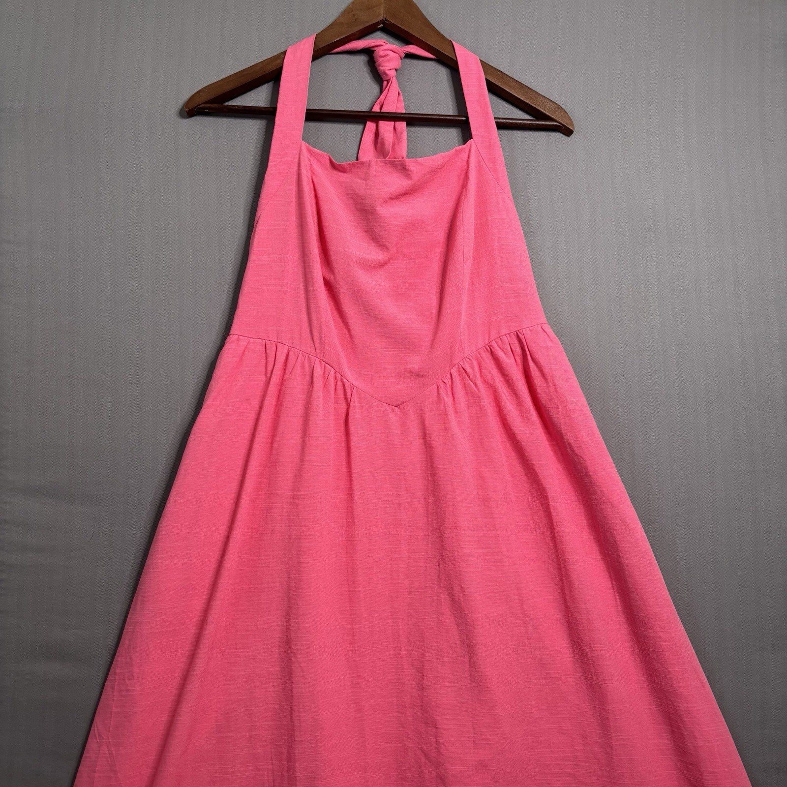 Women’s Halter Midi Dress M Pink Smocked Back Flowy A-Line Cottagecore Sundress