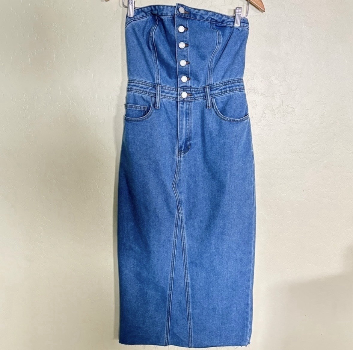 Sincerely Jules Blue Denim Strapless Button Front Smocked Pocket Midi Dress S