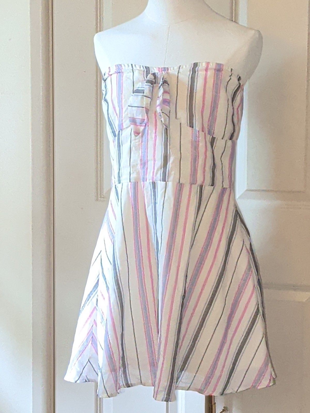 Love, Fire Multicolor Striped Strapless Smocked Fit & Flare Short Dress L
