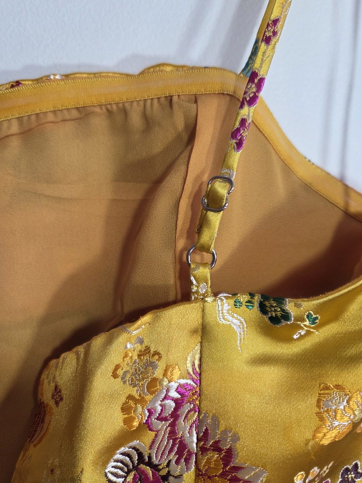 AVERY Size 12 Yellow Satin Floral Strappy Sleeveless Mini Dress