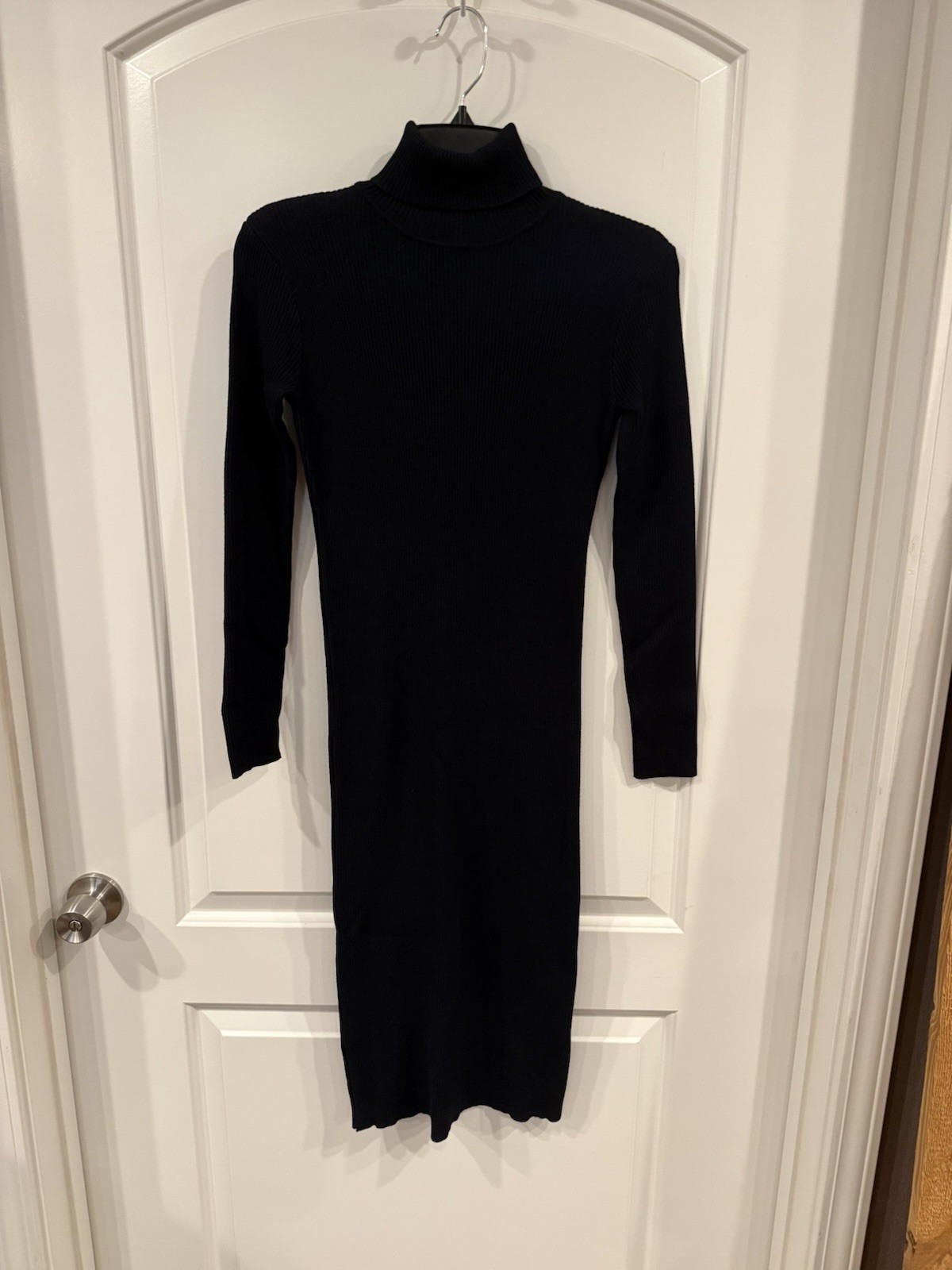 Women’s Navy Blue Turtle Neck Long Sleeve Sweater Dress/Small/Bodycon