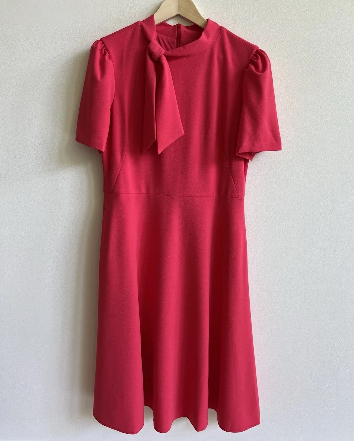 Maggy London NWOT Hot Pink Midi Dress Size 14 Bow Neck Puff Sleeves Crepe A-Line