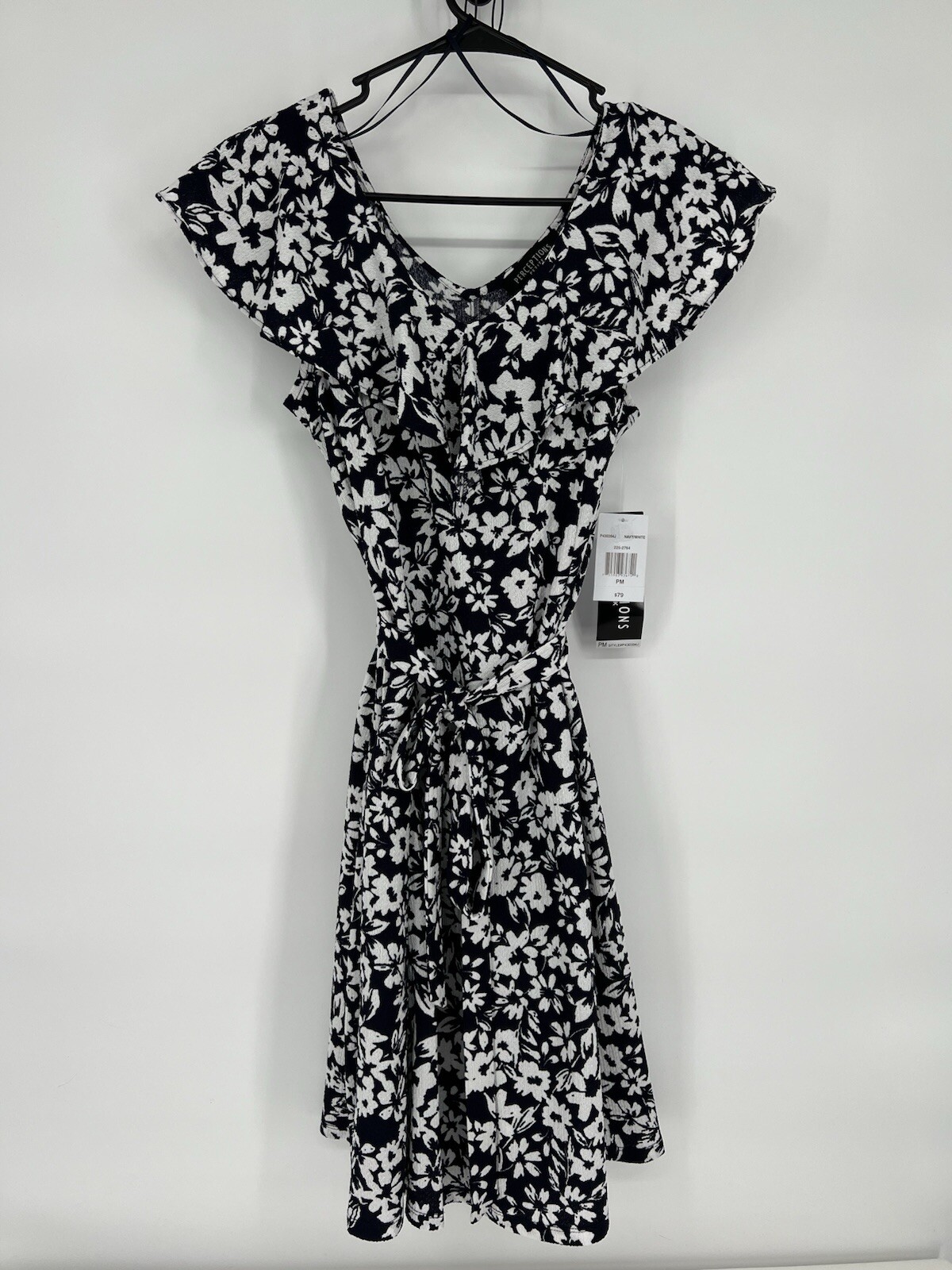 Perceptions New York Black And White Floral Sleeveless Women’s Dress Sz PM NWT