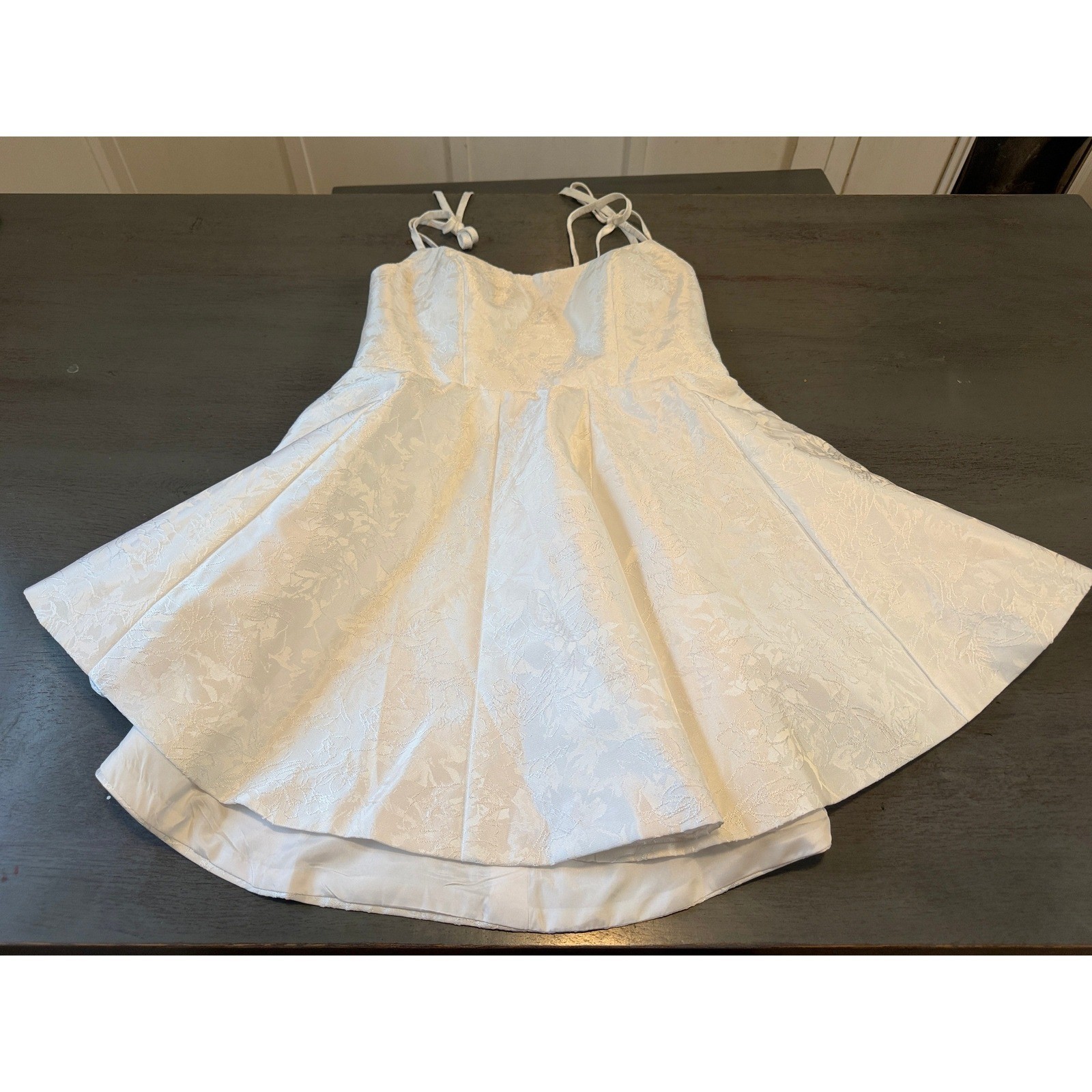 White Floral Jacquard Fit & Flare Mini Dress Lace Up Back Bridal Size 12