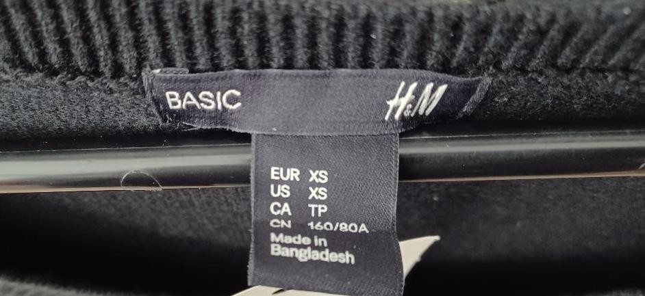 H&M BASIC BLACK KNIT LONG SLEEVE RIBBED BOAT NECK SHEATH DRESS XS BRAND NEW NWT