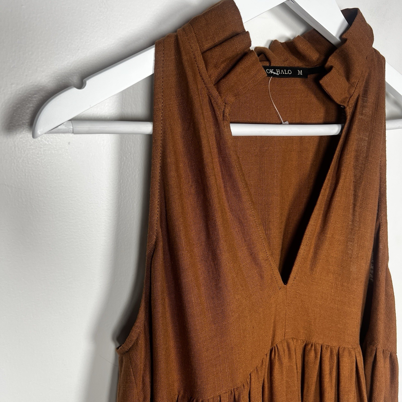 Black Halo Size M Amia Sleeveless Tiered Linen Carmel High Low Maxi Dress NWOT