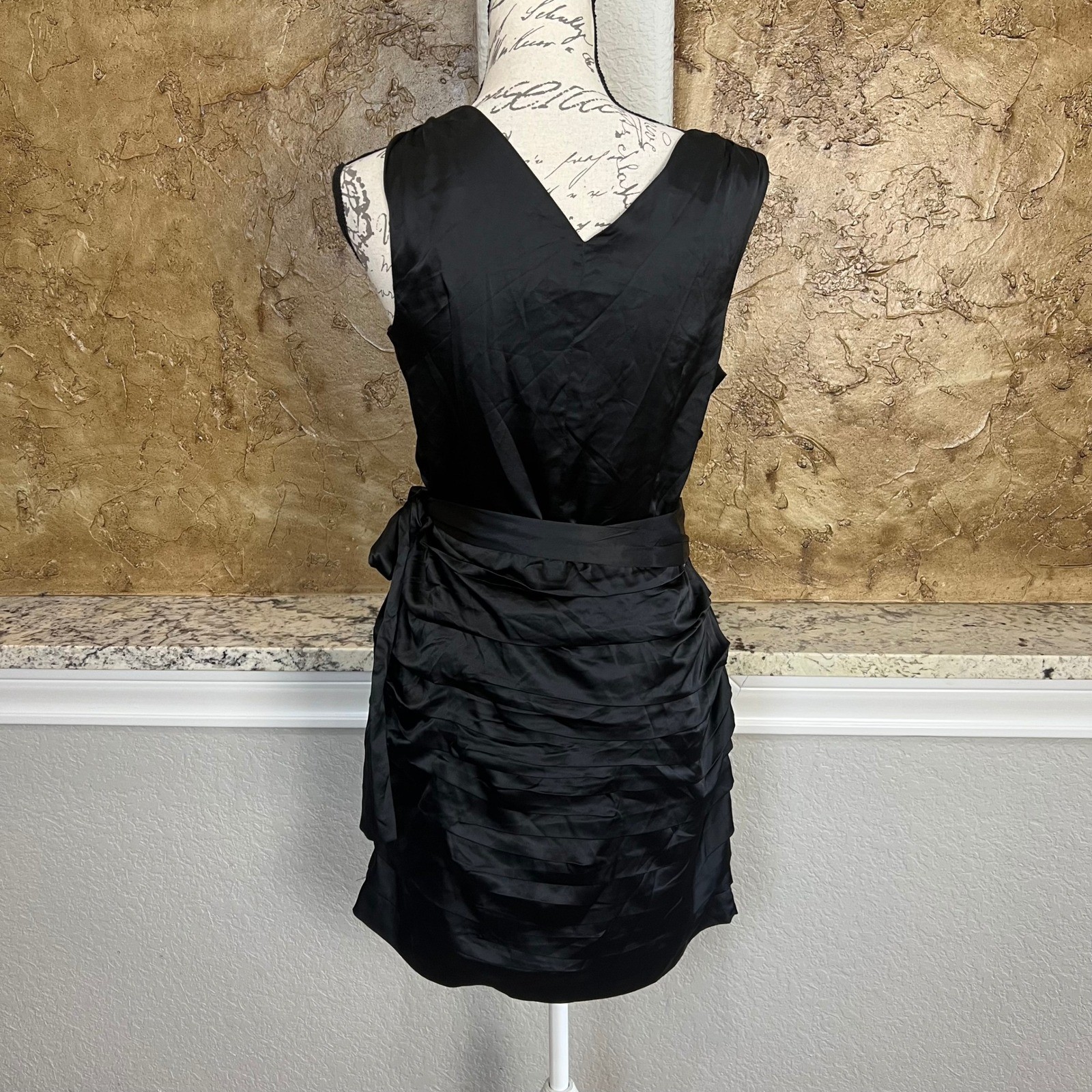 NWD Express Ruched Mini Dress Sz 10 Black Satin Faux Wrap V-Neck Party Cocktail
