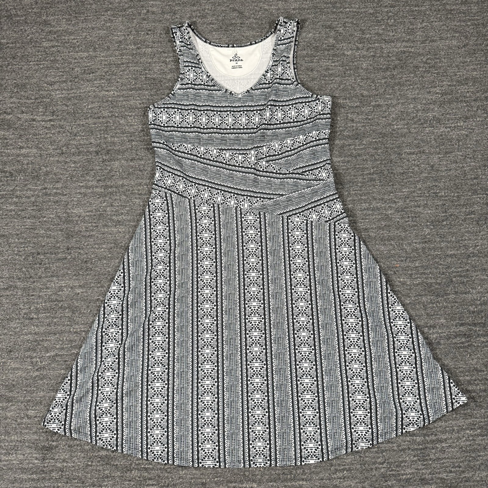 Prana Amelie Dress Women Medium Swing Sleeveless Athletic Tennis Beach Jersey