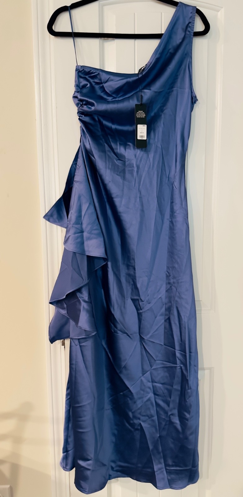 Fashion Nova Dalia Satin Gown – Blue Size M