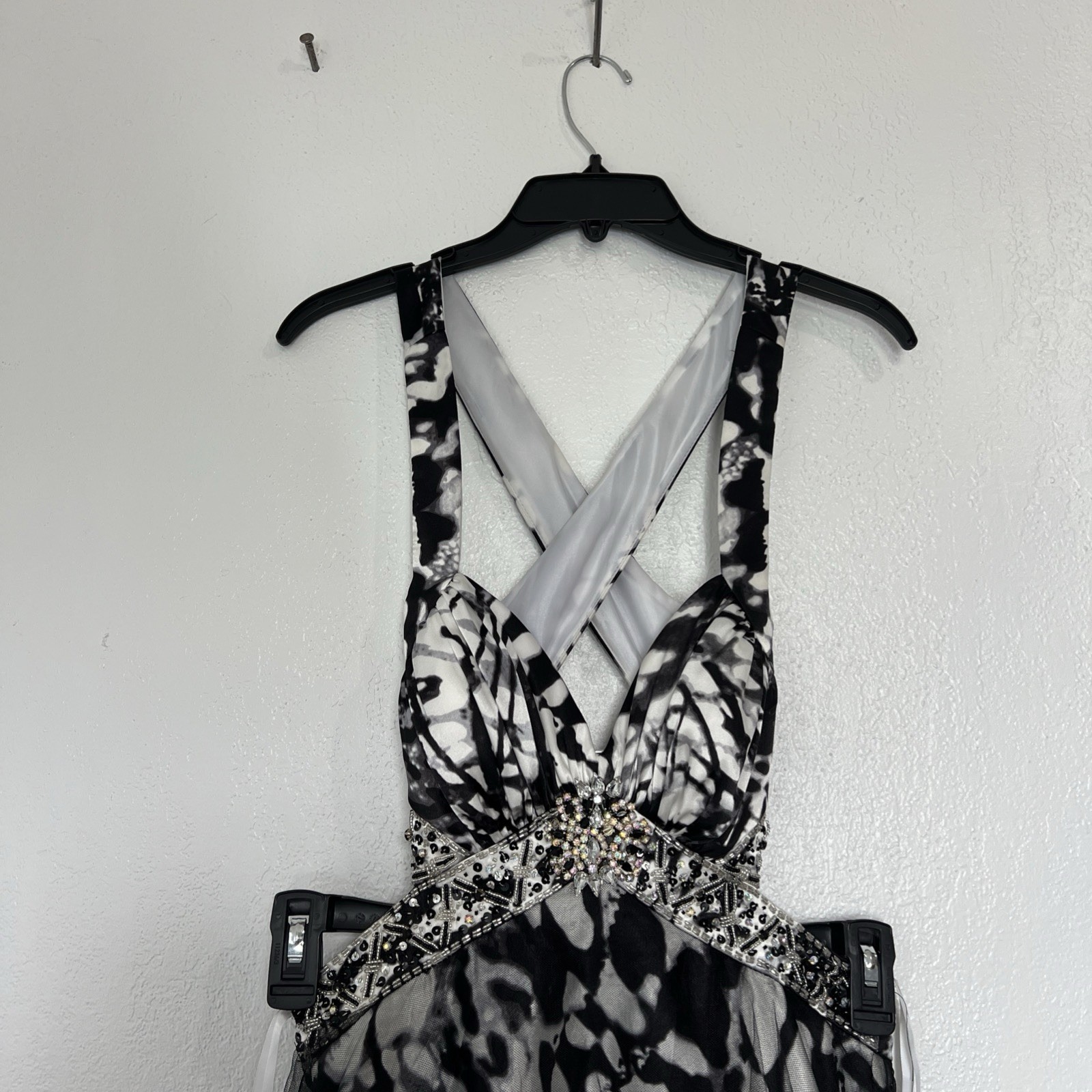 Deb Black And White Formal Maxi Dress 5/6 Sequins Beads It Crosses In The Back