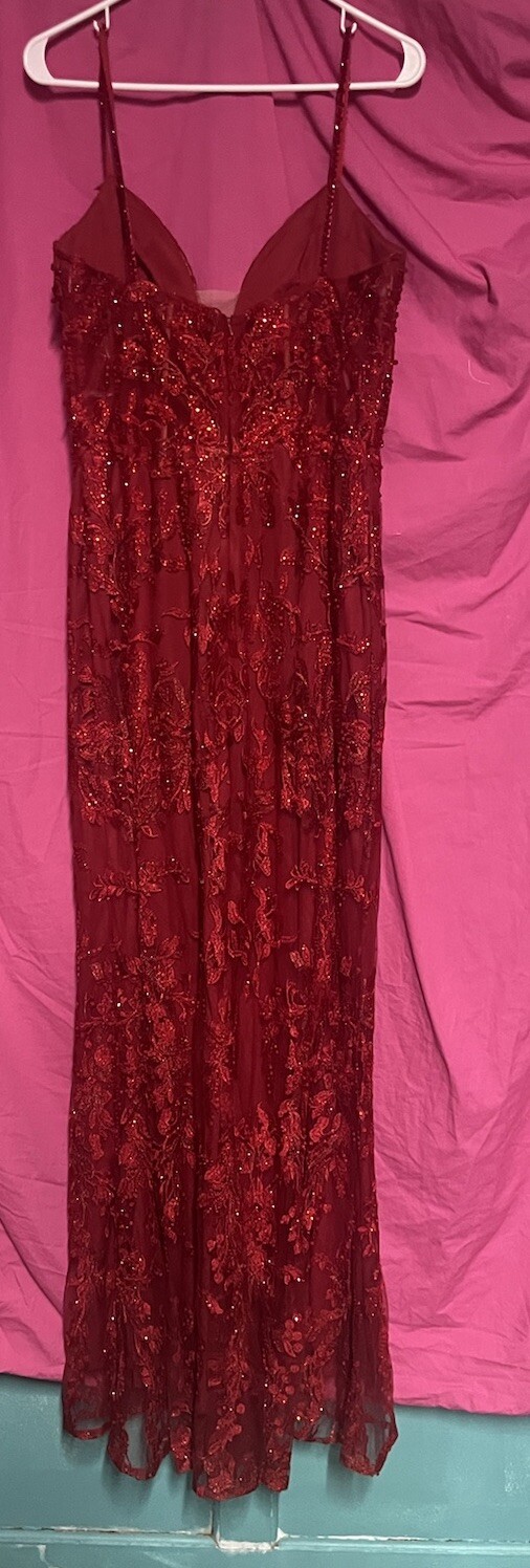 Mac Duggal 20330 Plunging Neck Spaghetti Straps Dress Size 10 NWOT