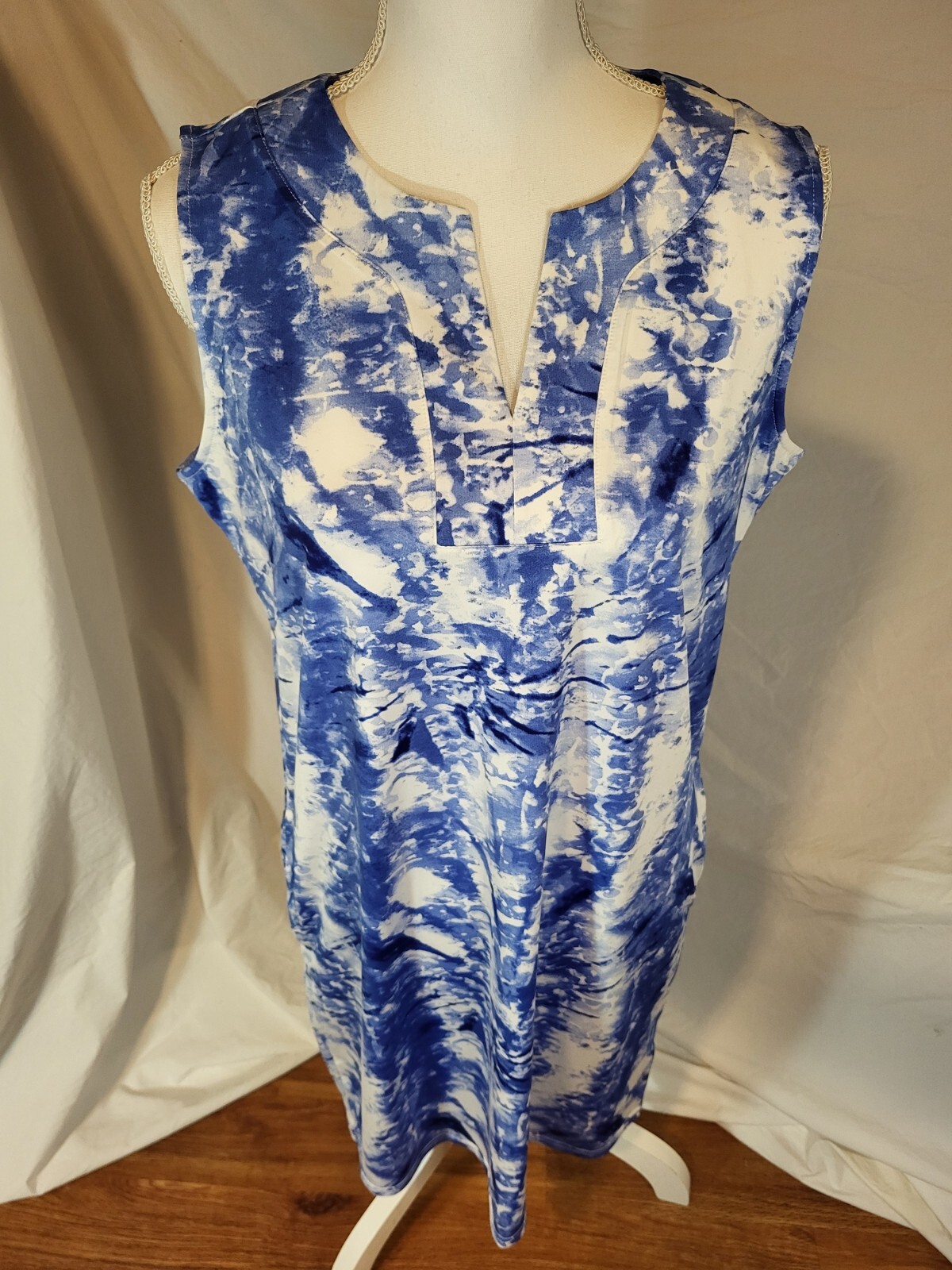 Caribbean Joe Island Womans Sleeveless V Neck Outdoor Dress S Blue Floral New