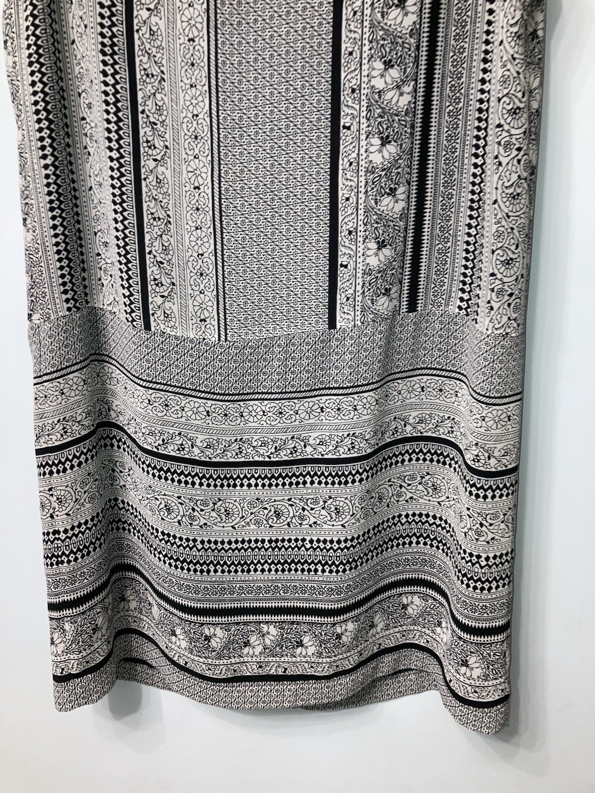 Bailey 44 Black & White Stripe Print Sleeveless Collar Shift Dress Medium