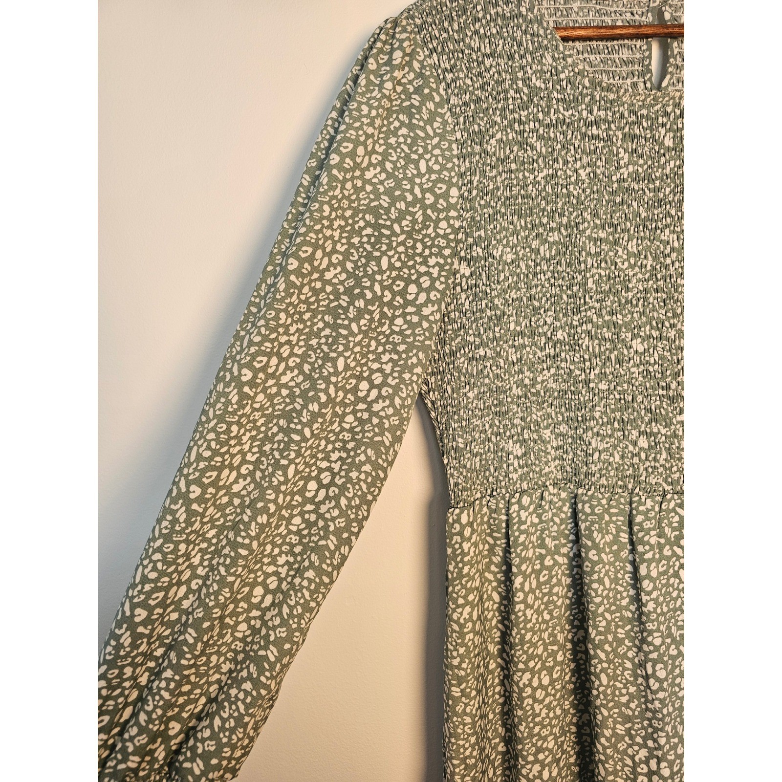 Cottagecore Maggeer Smocked Tiered Midi Dress Womens XL Sage Green Animal Print