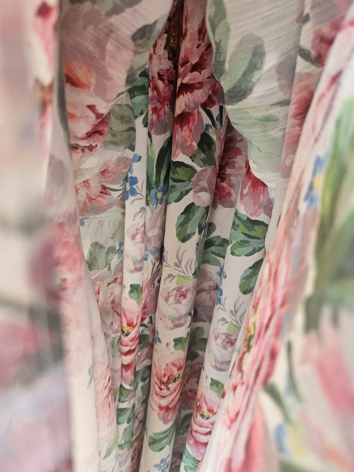 Needle & Thread Ideal Wedding Summer dress.Size UK 14 Floral design.length 145cm